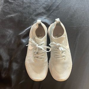 Nike Epic React Flyknit 2